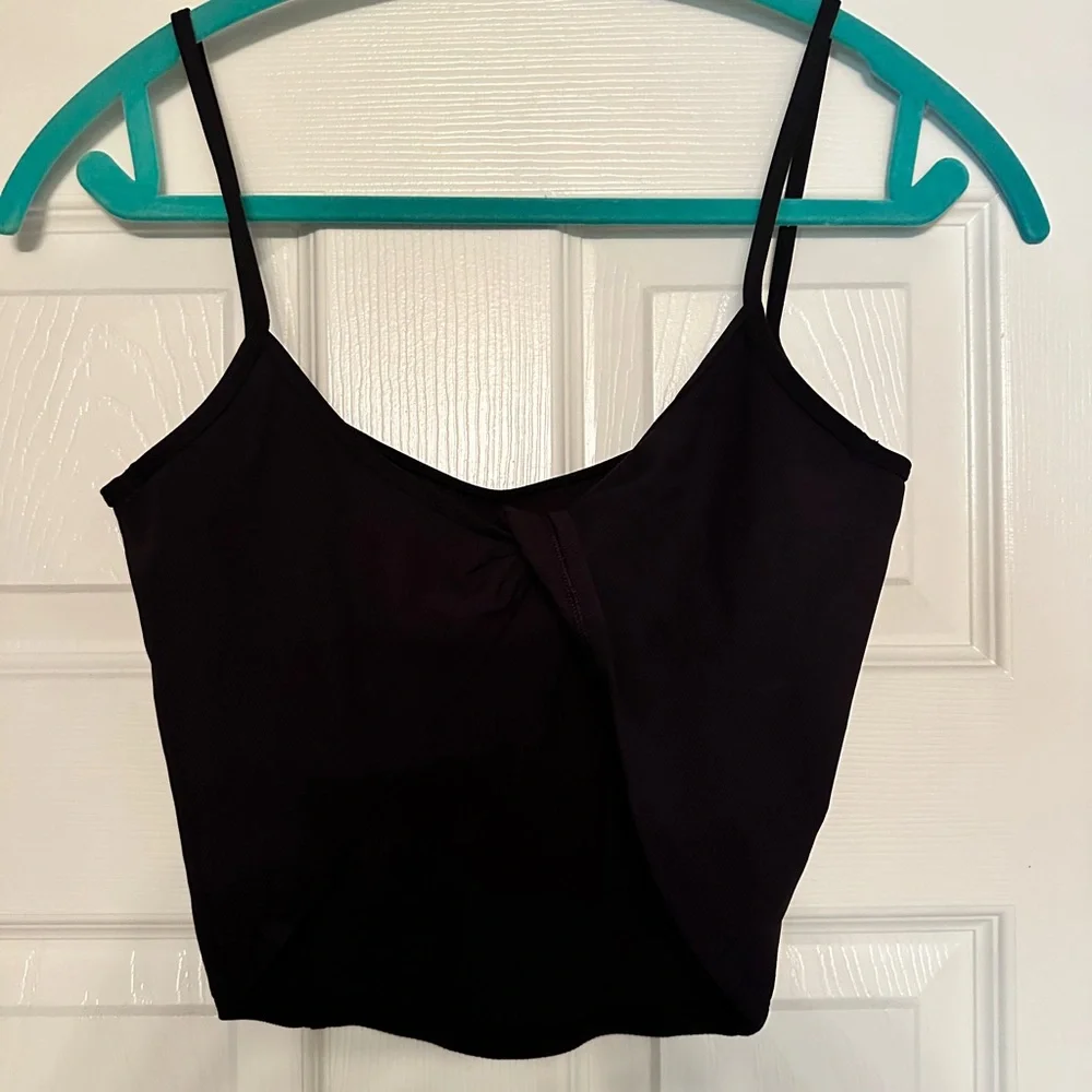 Lululemon twist back crop top - Picture 1 of 5
